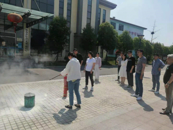 淮南市福利院開(kāi)展應(yīng)急消防演練暨安全生產(chǎn)大檢查活動(dòng)
