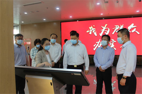 淮南市副省長章曦來鳳調(diào)研“我為群眾辦實(shí)事”開展情況