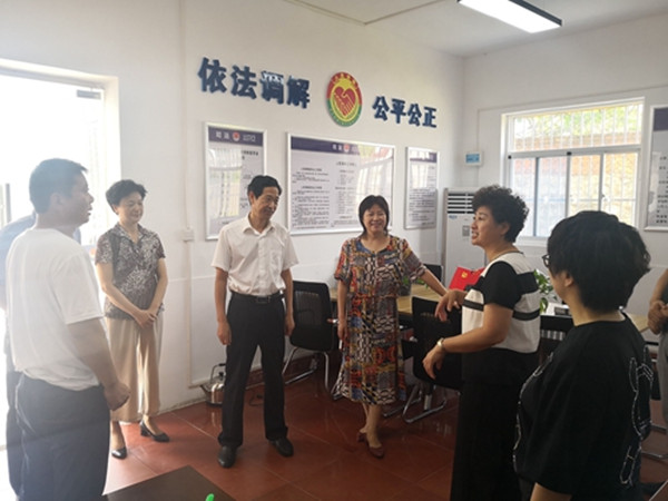 淮南八公山區(qū)人大常委會(huì)赴八公山鎮(zhèn)錢(qián)淮村開(kāi)展調(diào)研