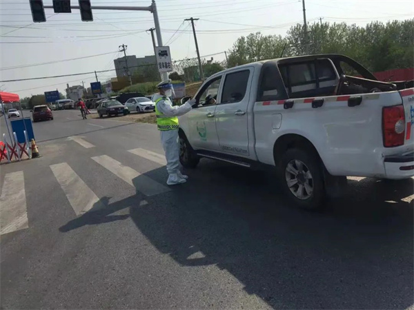 淮南壽縣交管一中隊民警輔警 高溫天連日24小時奮戰(zhàn)各崗點