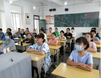 喜迎二十大 科普向未來(lái)  ——淮南十中開展科普進(jìn)校園系列活動(dòng)