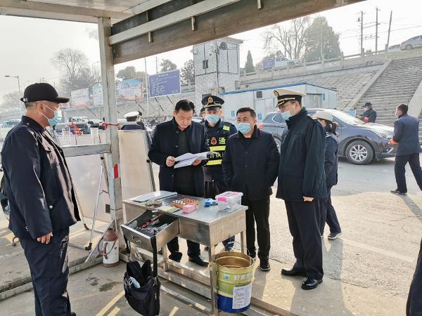 淮南市交通運輸局黨組書(shū)記、局長(cháng)李輝督查指導春運交通安全生產(chǎn)及疫情防控工作